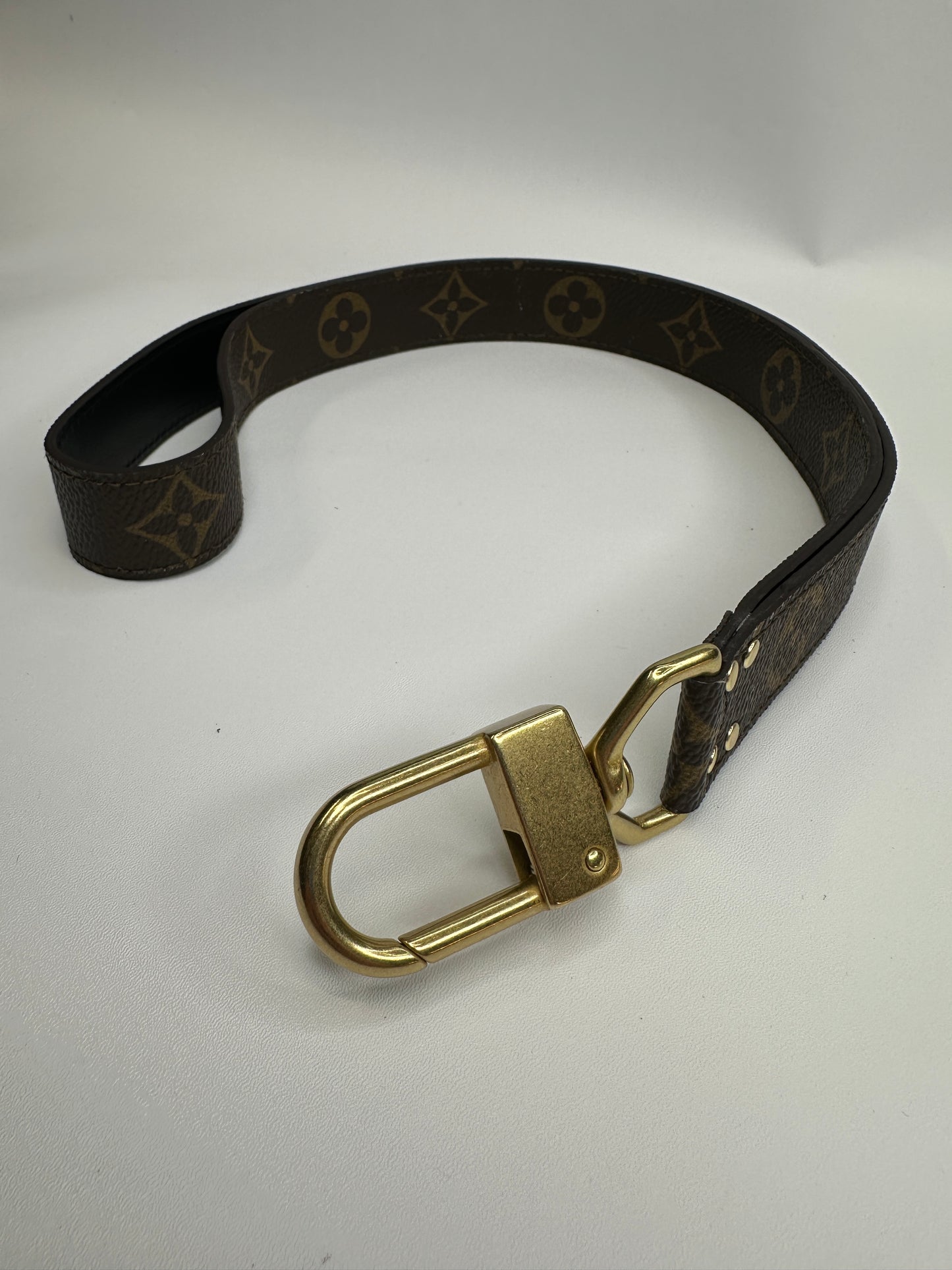 LV lanyard